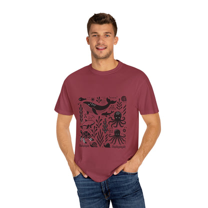 High Contrast Ocean Life Tee Chili T-Shirt