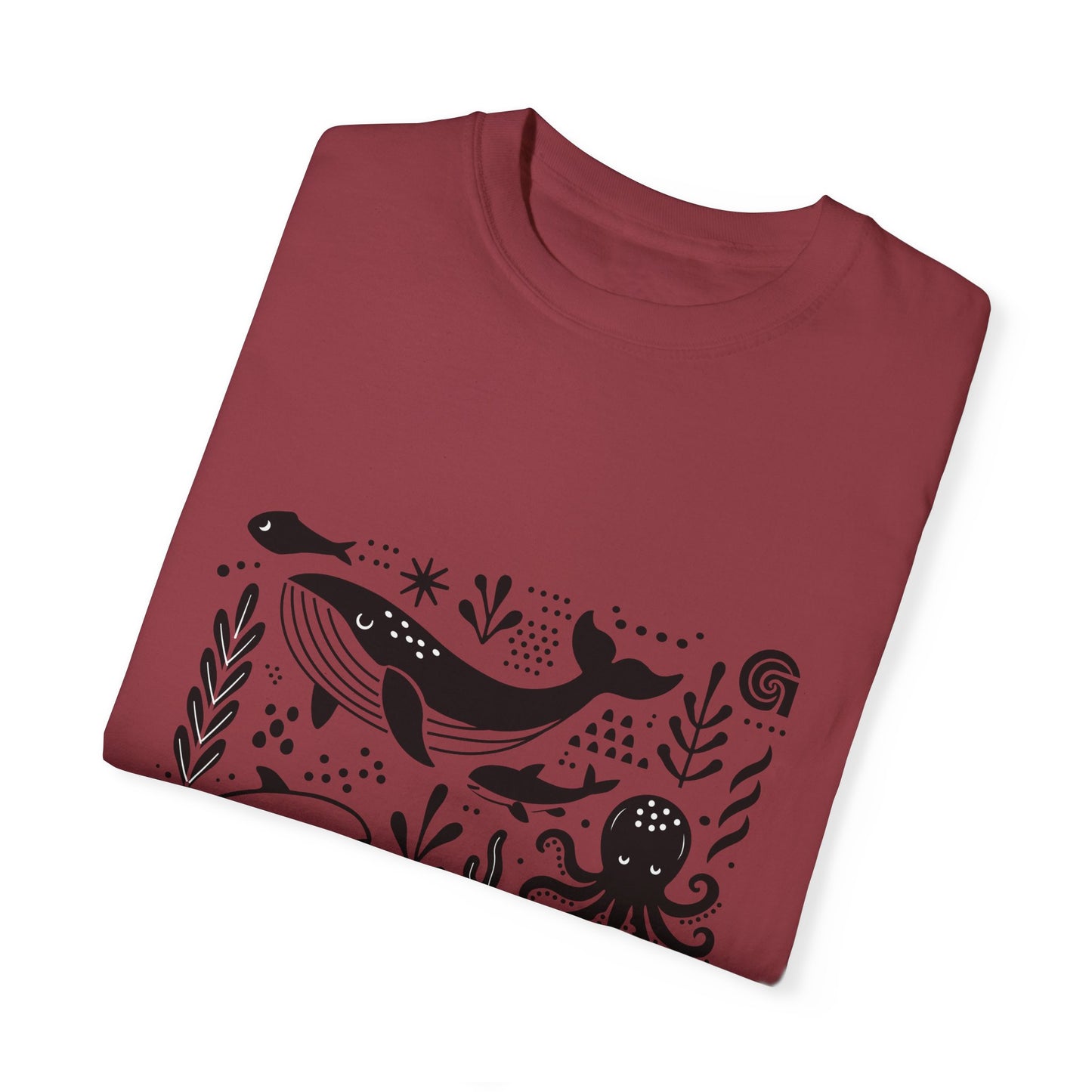 High Contrast Ocean Life Tee Chili T-Shirt