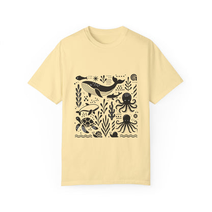 High Contrast Ocean Life Tee Banana T-Shirt